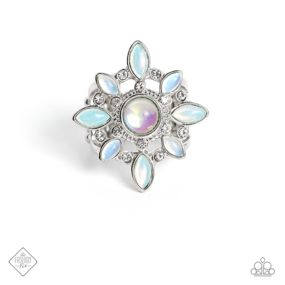 Necklace earrings and ring - Picture 4 of 4